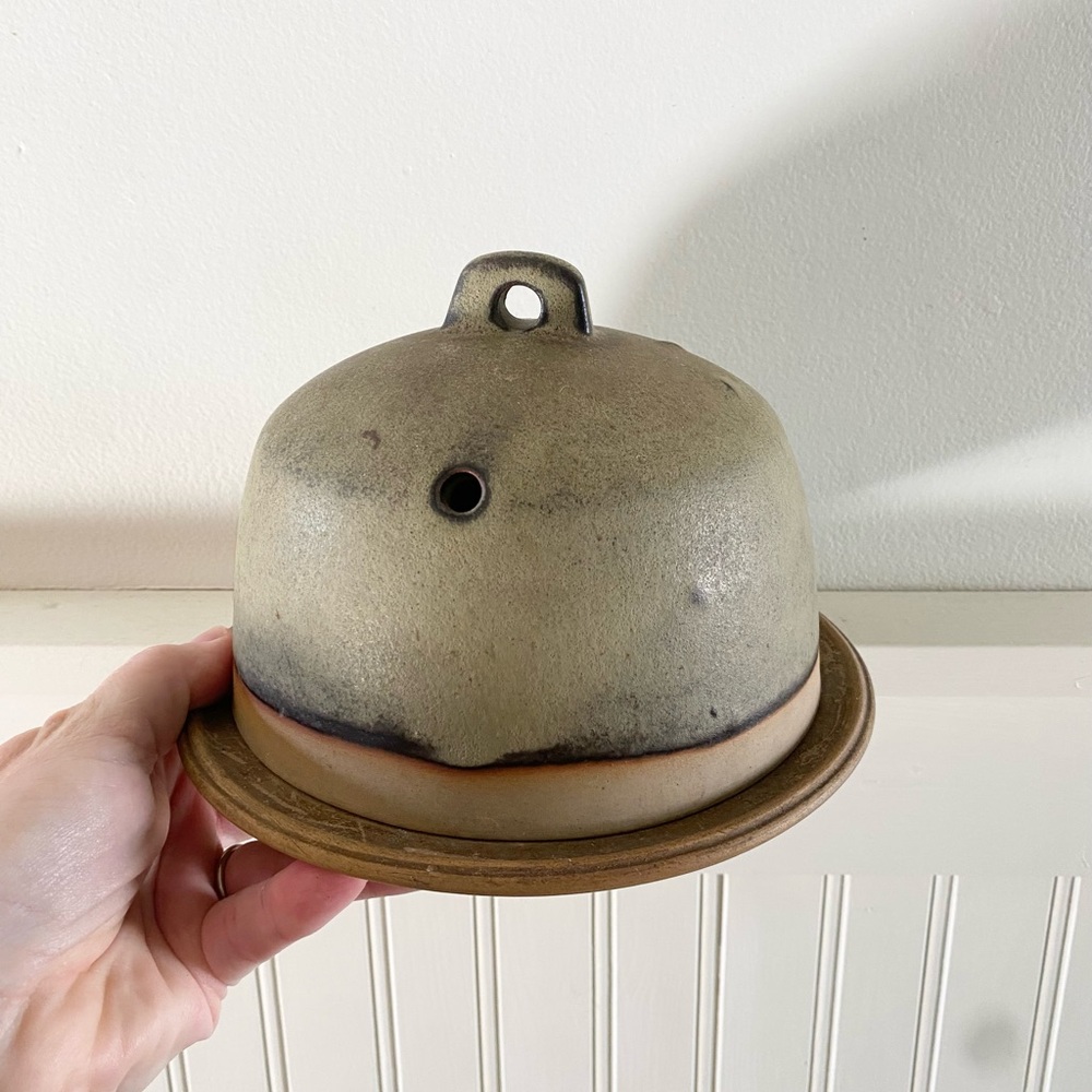 Vintage pottery cheese plate